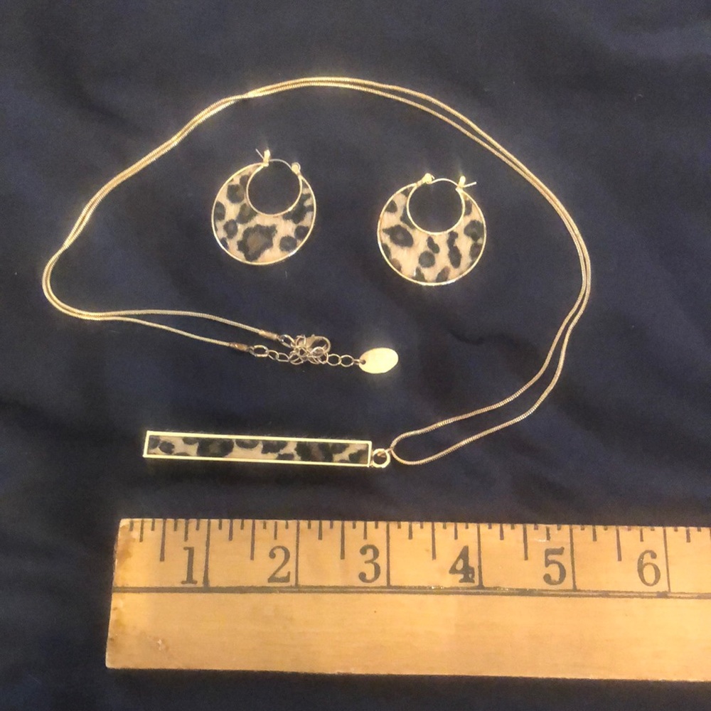 Time & True Leopard print necklace and earrings set with gold colored chain